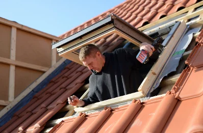Pose de fenêtres de toit Velux à Abondance